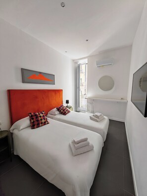 Zweibettzimmer, 2 Einzelbetten