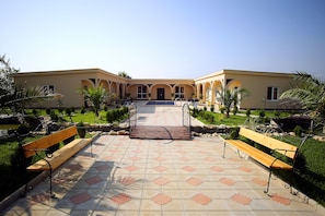 Property entrance - Oasis Villa (Tsqaltubo)