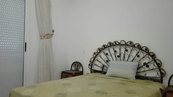 Comfort Apartment, 2 Bedrooms | 2 bedrooms, blackout drapes, bed sheets