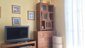 Comfort Apartment | Living area | Plasma TV - Complexe playa del pacha marina (Allyene)