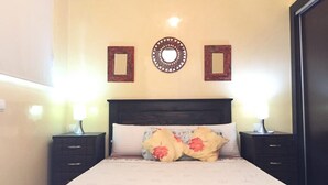 Comfort Apartment | 1 bedroom, blackout curtains, bed sheets - Complexe playa del pacha marina (Allyene)