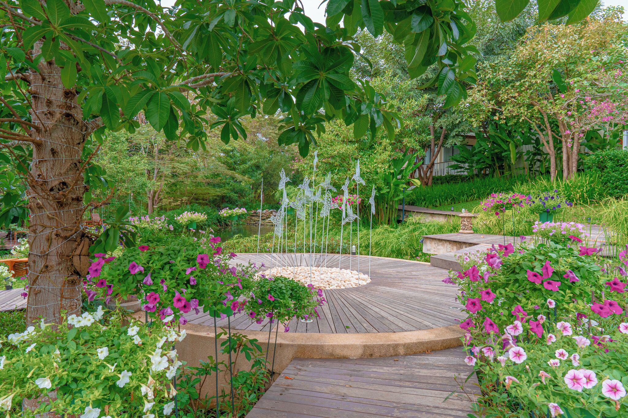 villa, river view | living area | 45-inch flat-screen tv with cable channels, tv