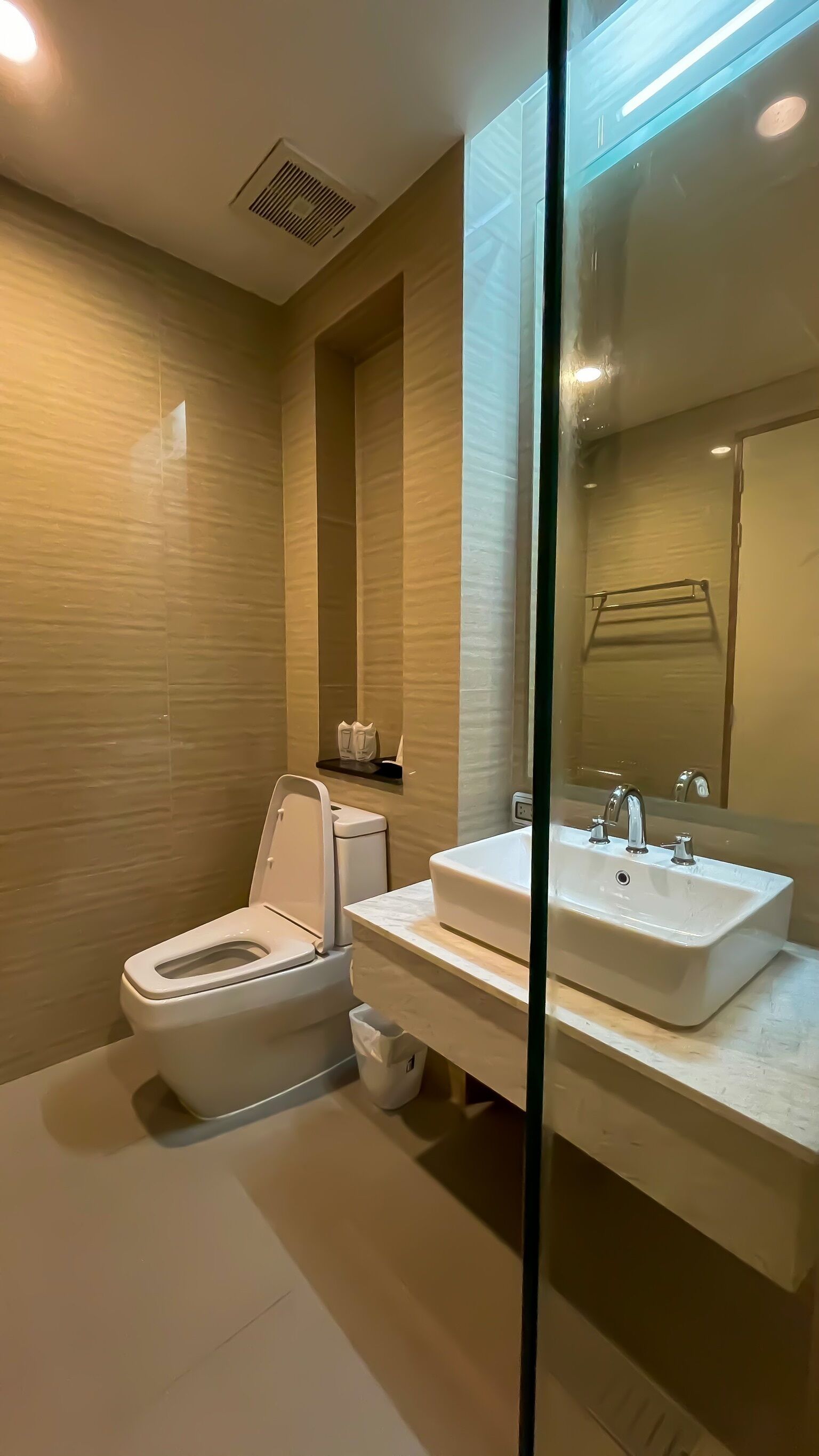 superior twin beds (no bathtub) | bathroom | free toiletries, hair dryer, bathrobes, slippers