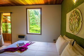 Deluxe tweepersoonskamer | Een minibar, gratis wifi, beddengoed