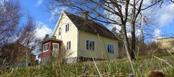 Quietly located cozy vacation home with a view, sauna and wood-burning stove