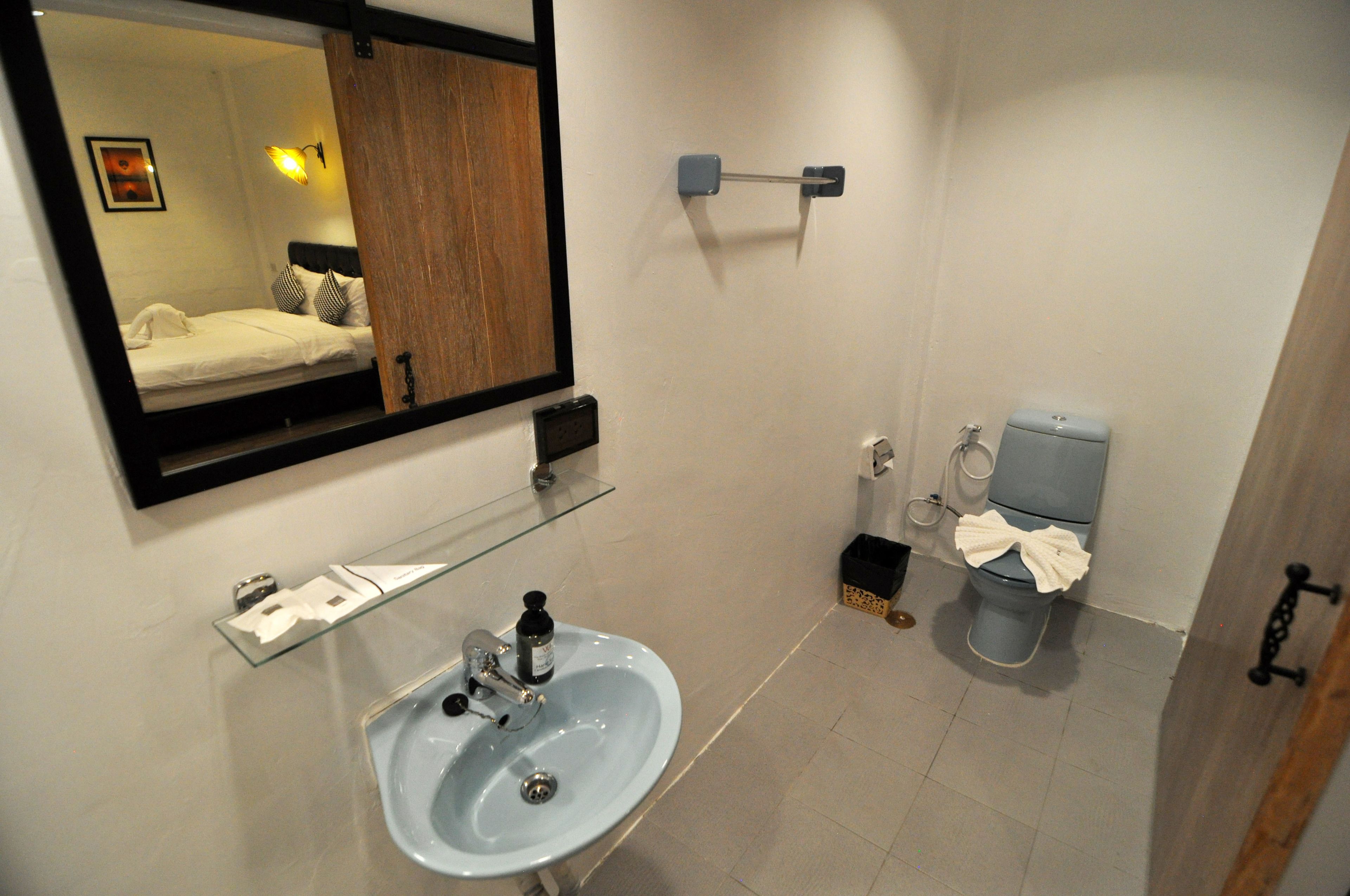 superior room | in-room safe, individually decorated, individually furnished