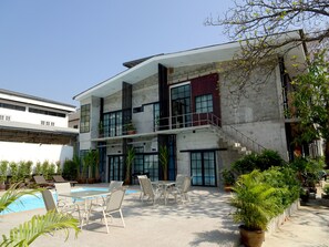 Façana frontal de l'allotjament