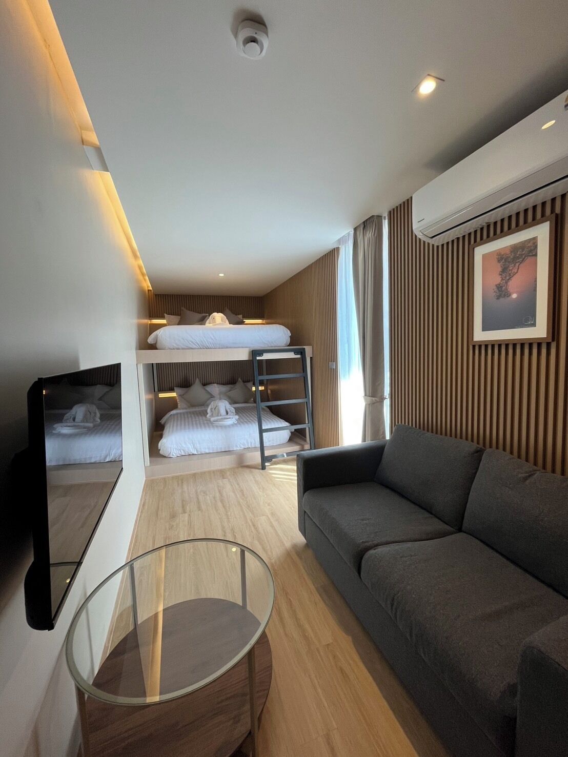 Family Room | In-room safe, individually decorated, individually furnished