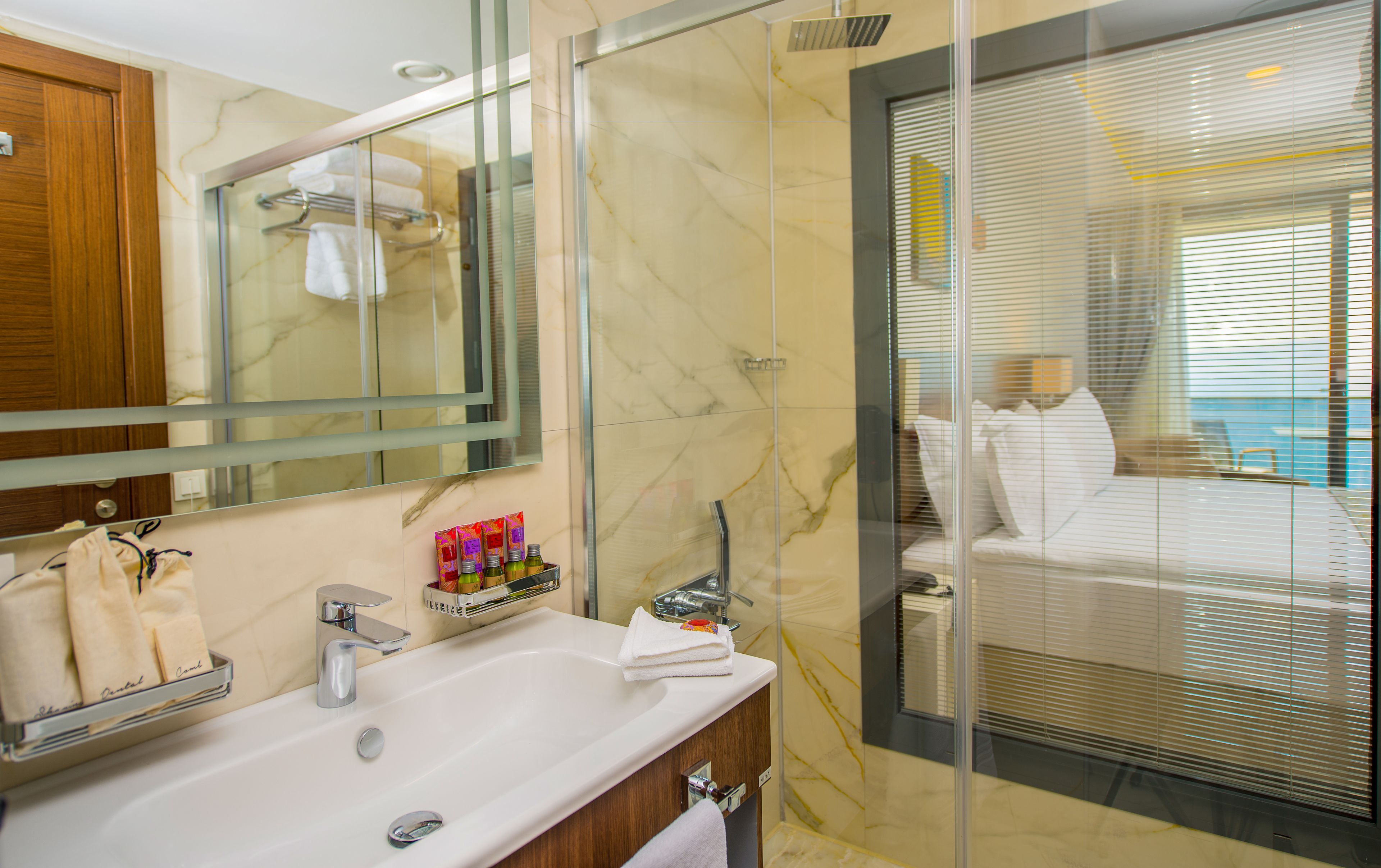 shower, free toiletries, hair dryer, slippers