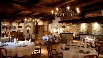 3 restaurants, German cuisine