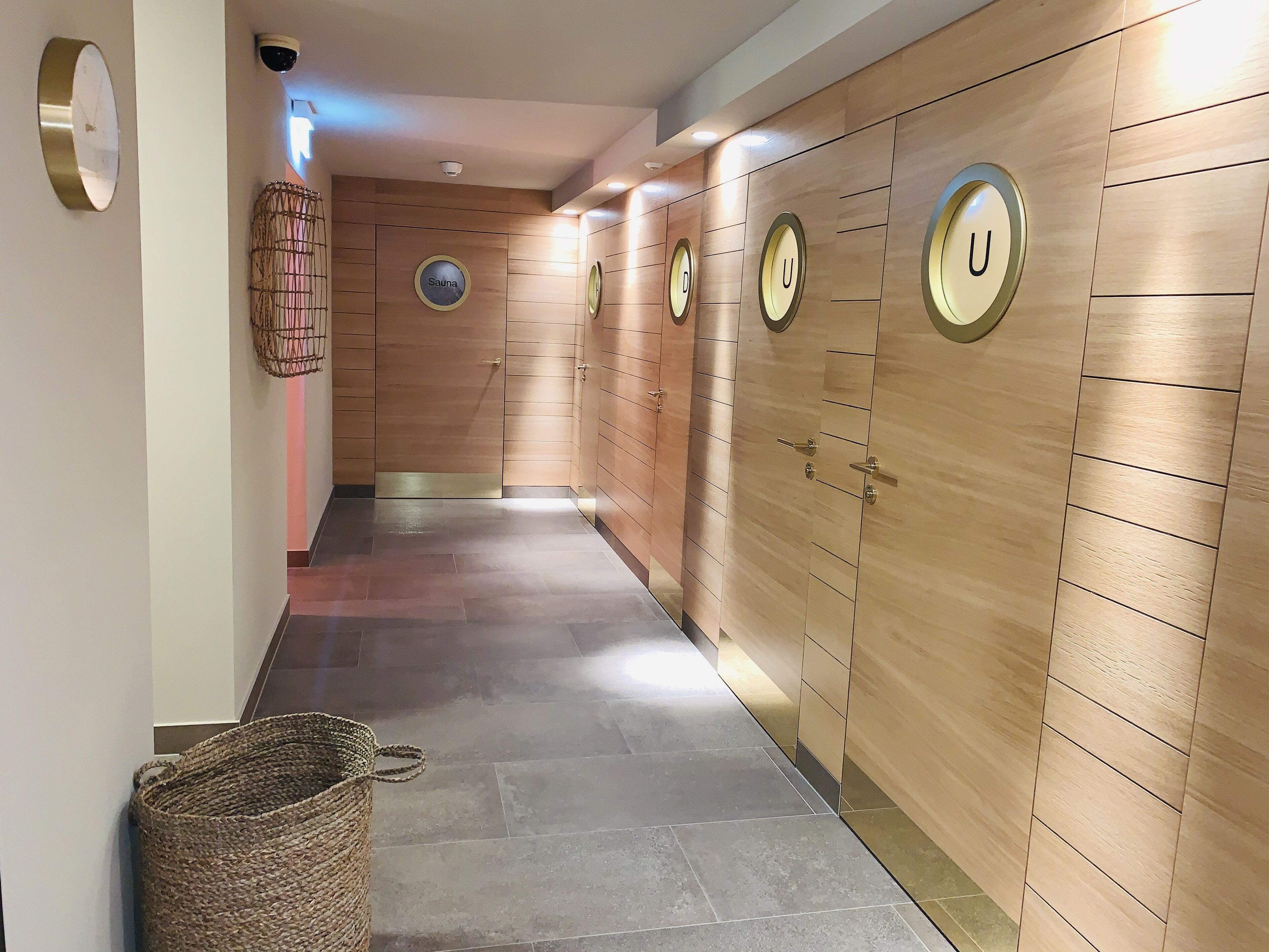 Sauna, body treatments, body wraps, body scrubs