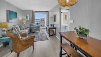 Smart TV, DVD player, stereo