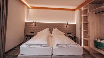 Suite | Minibar, in-room safe, desk, free WiFi