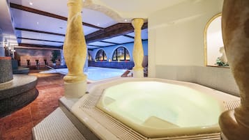 Tina de hidromasaje interior