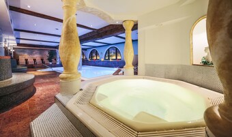 Bañera de hidromasaje interior