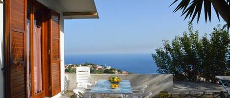 Deluxe-Apartment, 2 Schlafzimmer | Terrasse/Patio