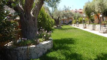 Nhà, 3 phòng ngủ | Hiên