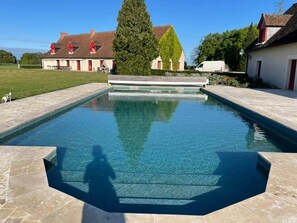 Piscine extérieure, piscine chauffée