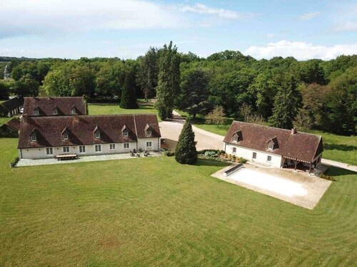 Großes geräumiges und entspannendes Haus mit Tennis und Teich - 12 bis 16p: Hirsch