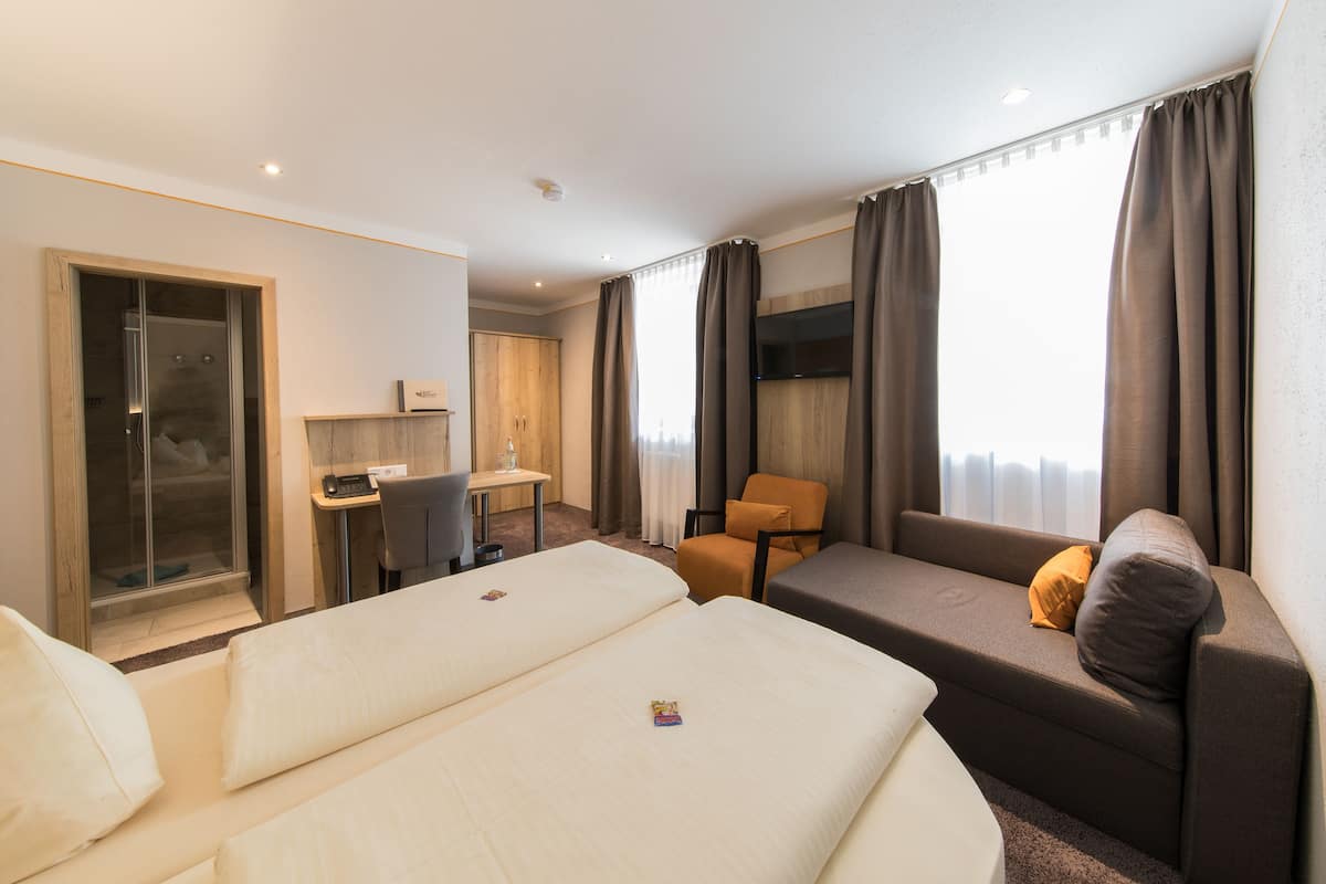 classic double room | hypo-allergenic bedding, down duvets, in-room safe, desk