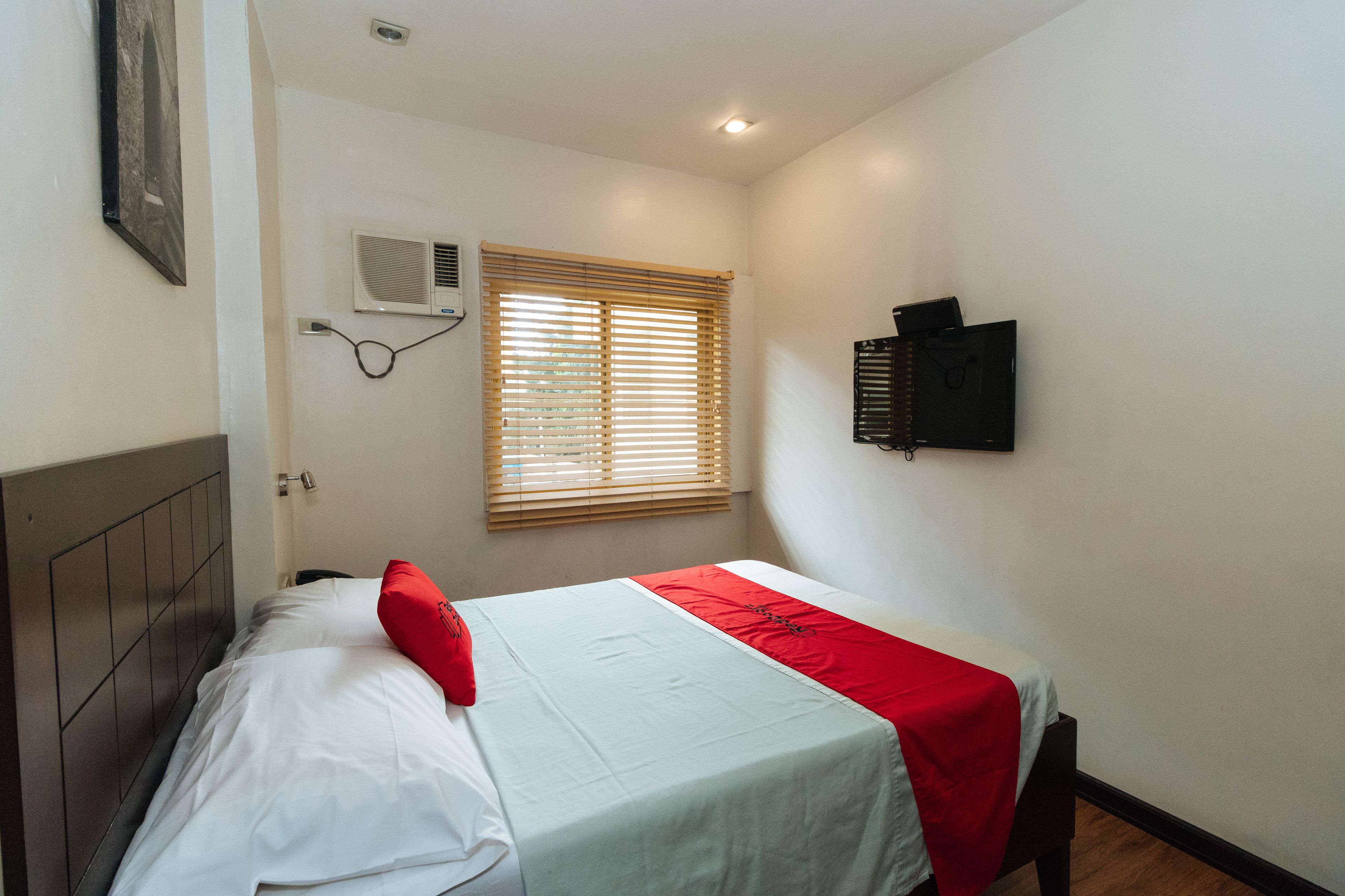 Photo - RedDoorz at San Antonio Makati