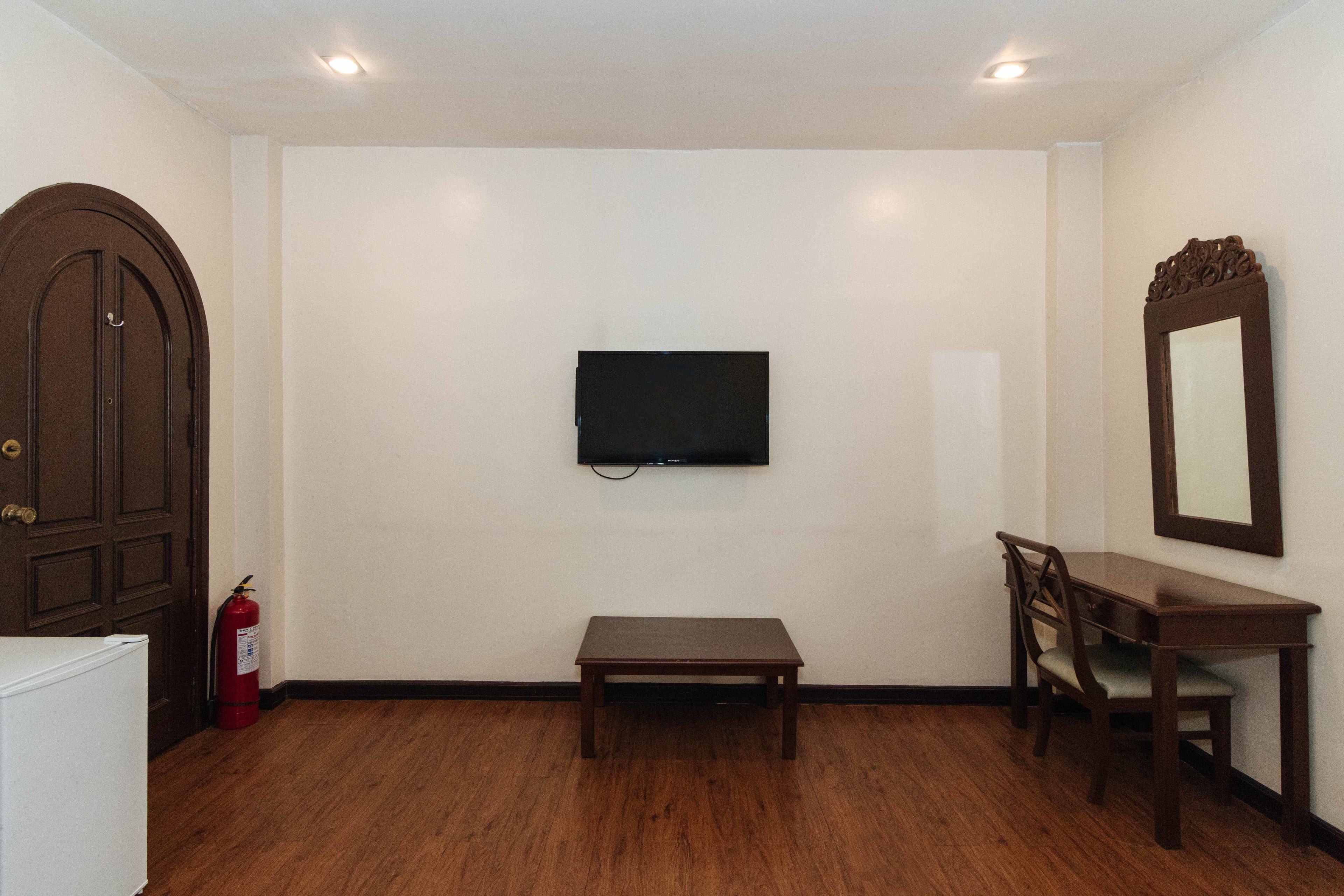 Photo - RedDoorz at San Antonio Makati