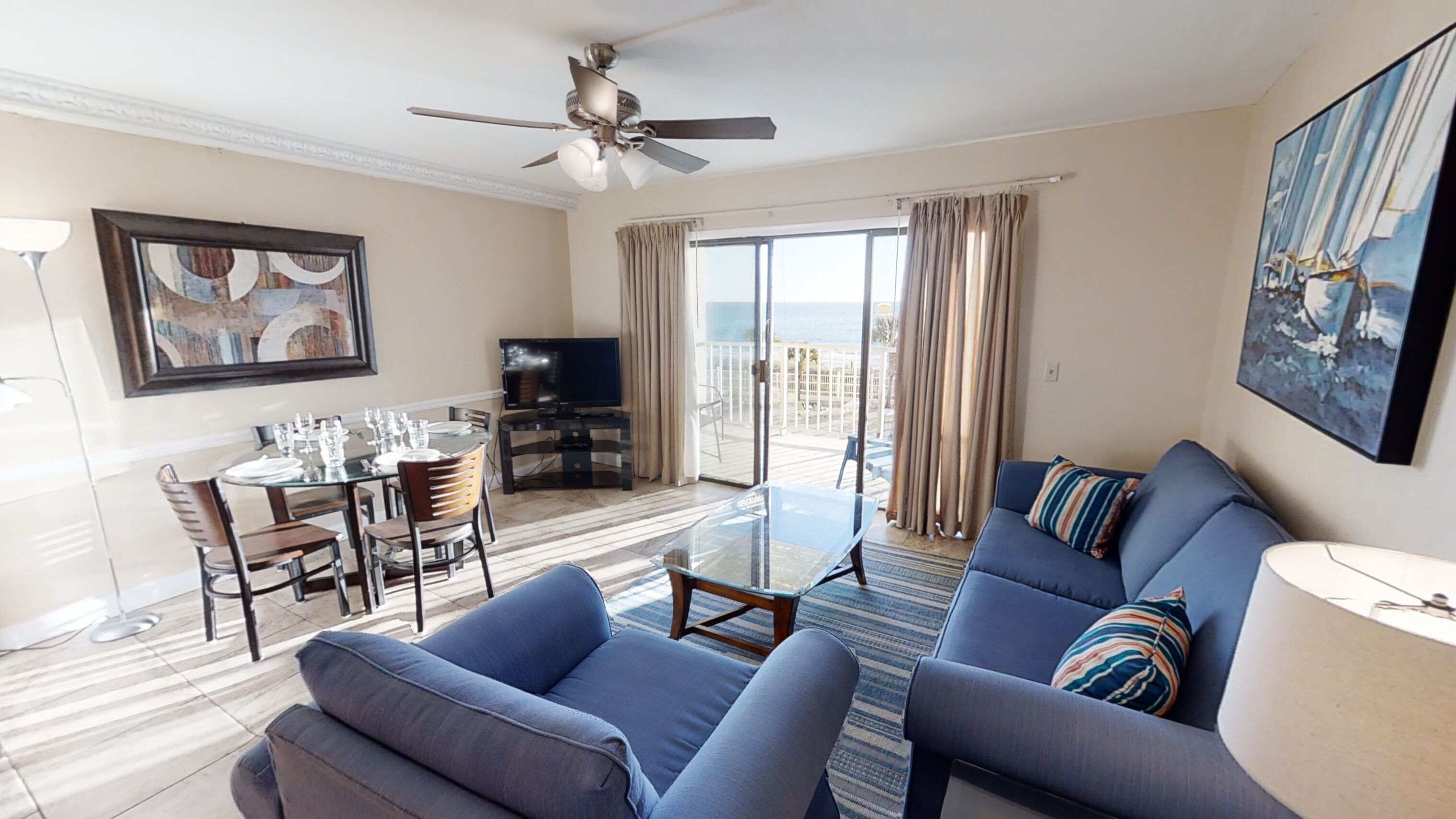 Renovated 3rd floor w/ Gorgeous view! Free round of Golf & Activities Daily!