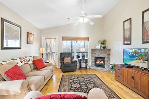 TV, peis og DVD-spiller