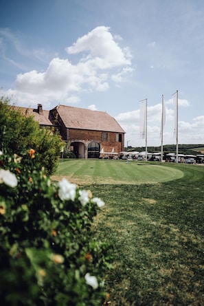 Front of property - Golf Hôtel Five Nations (Havelange)