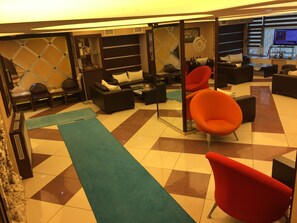 Lobby sitting area - Cimenler Otel (Gumushane)