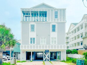 Exterior - Cherry Grove Tropical Rays Huge House w Pool (North Myrtle Beach)