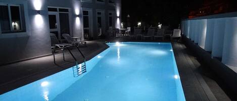 Seasonal outdoor pool