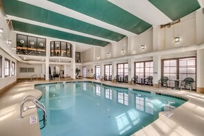 Innenpool, Außenpool