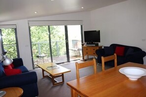Loft, 1 Bedroom | Living area