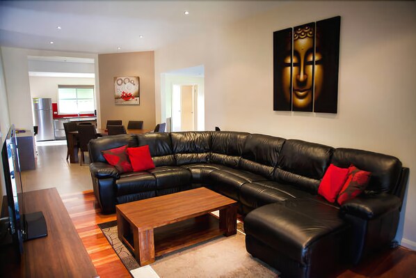 غرفة المعيشة