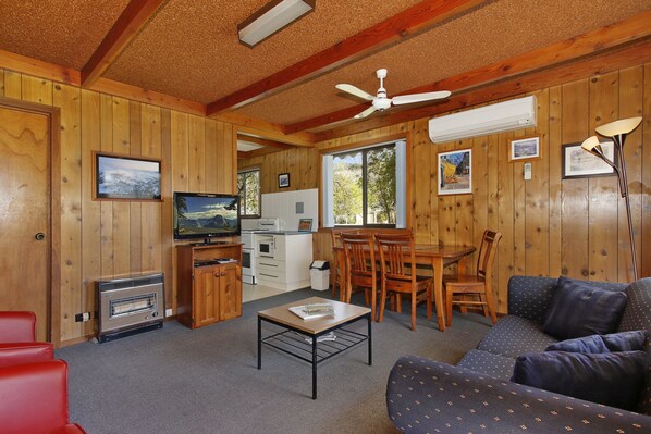 Apartment, 2 Bedrooms | Living area | TV - Kalamunda 6 - On the Rail Trail (Bright)