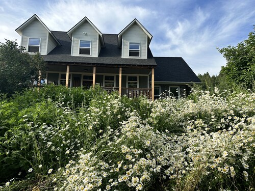 6600 Sq Ft seven bedroom Vacation Rental Near Lava Hot Springs