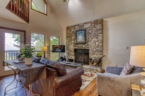 Fireplace, DVD player