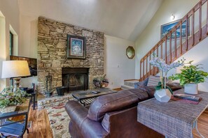 Cheminée, lecteur de DVD