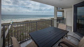 Outdoor dining - Phoenix VII Popular 2 Bedroom with Reserved Parking (Orange Beach)