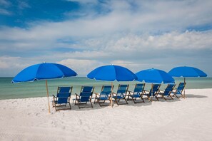 Am Strand, Liegestühle