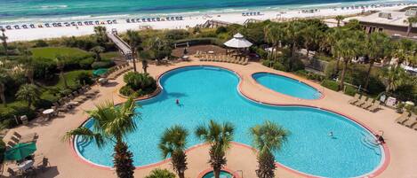 屋外プール、温水プール