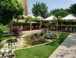 Breakfast and dinner served, local and international cuisine - Hotel Shipka Beach (Sunny Beach)