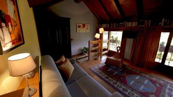 Apartment, 1 Bedroom, Terrace | Living area