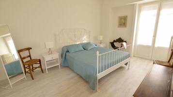 Apartment, 1 Bedroom | 1 bedroom, desk, cots/infant beds, free WiFi