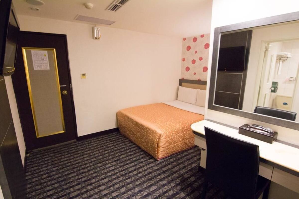 Standard Double Room | Desk, blackout drapes, WiFi (free)
