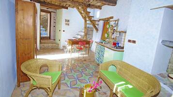 House (S. Varvara) | Premium bedding, free WiFi, bed sheets