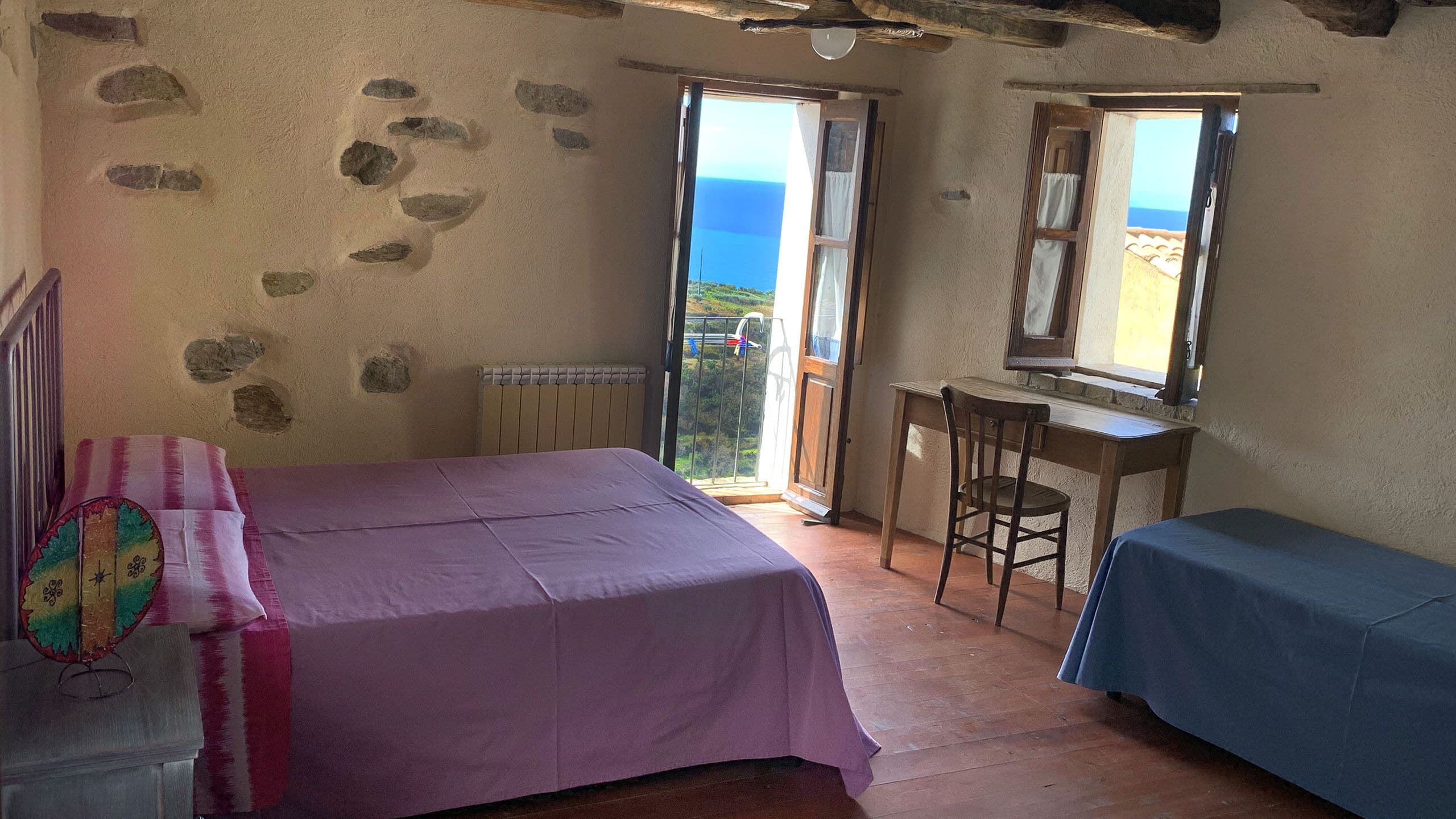 House (A Cava) | Premium bedding, free WiFi, bed sheets