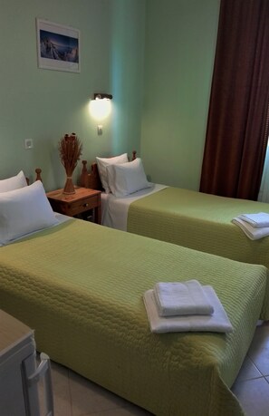 Standard Room | Peti besi dalam bilik, kalis bunyi, katil bayi/kot (percuma) 