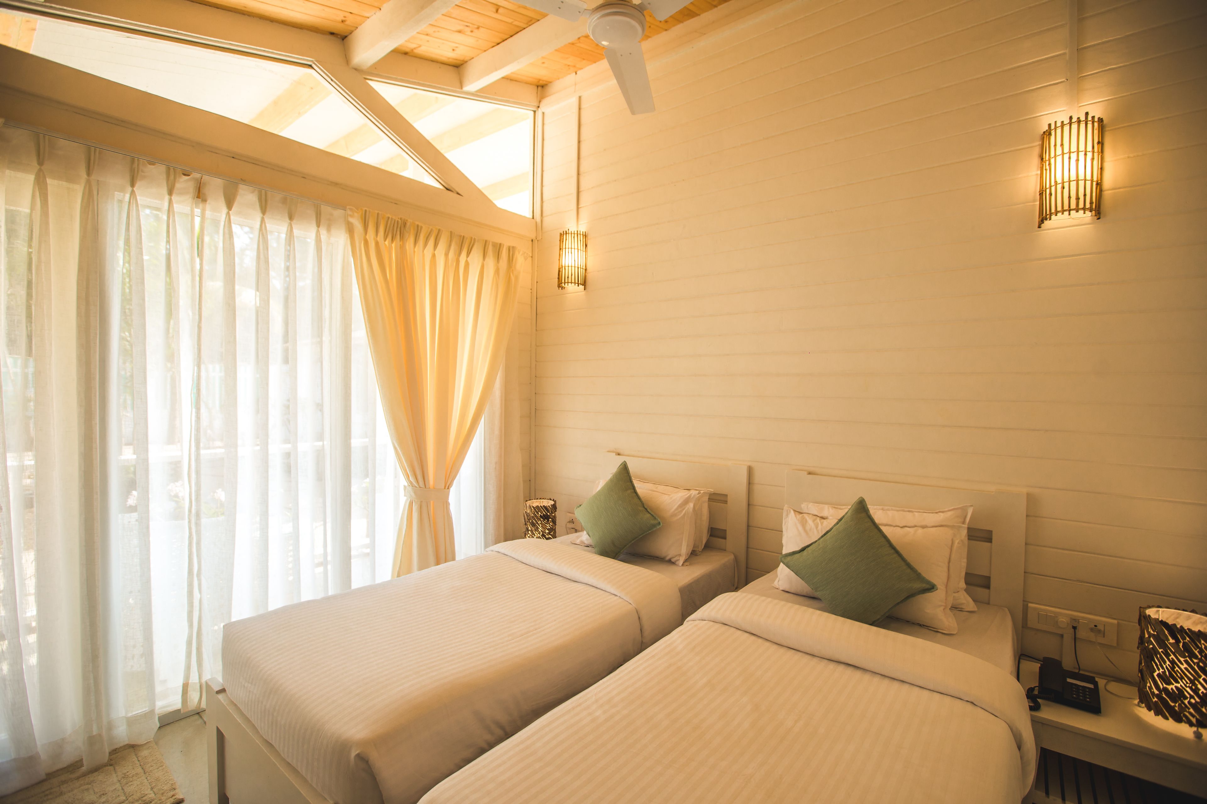 comfort twin room, 1 bedroom, balcony, ocean view | 1 bedroom, premium bedding, in-room safe, desk